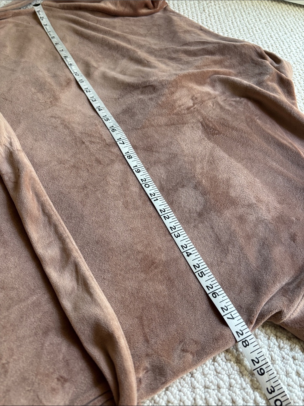 SKIMS Plush Robe Unisex - Picture 2 of 5